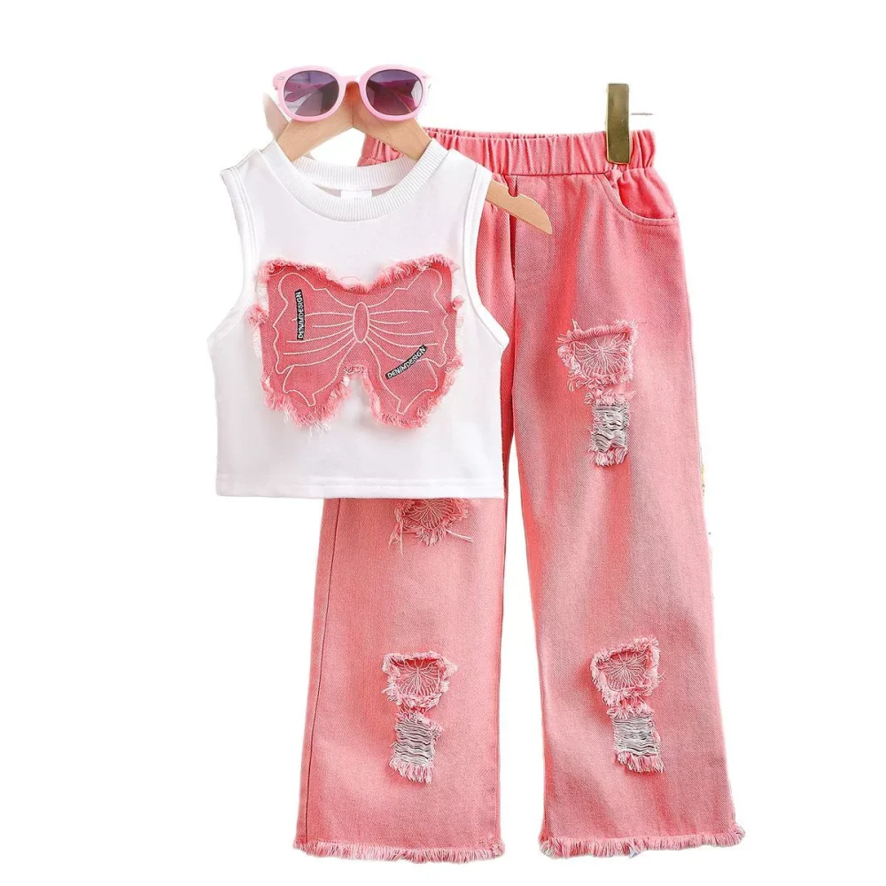 Pink two-piece vest and trousers