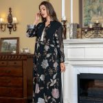 Stylish printed maxi dress with a relaxed silhouette and lightweight fee